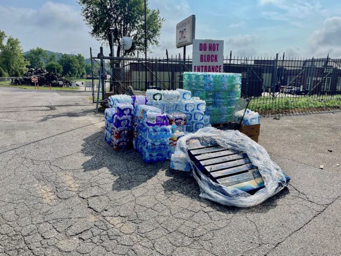 Community supported firefighters' efforts with donations